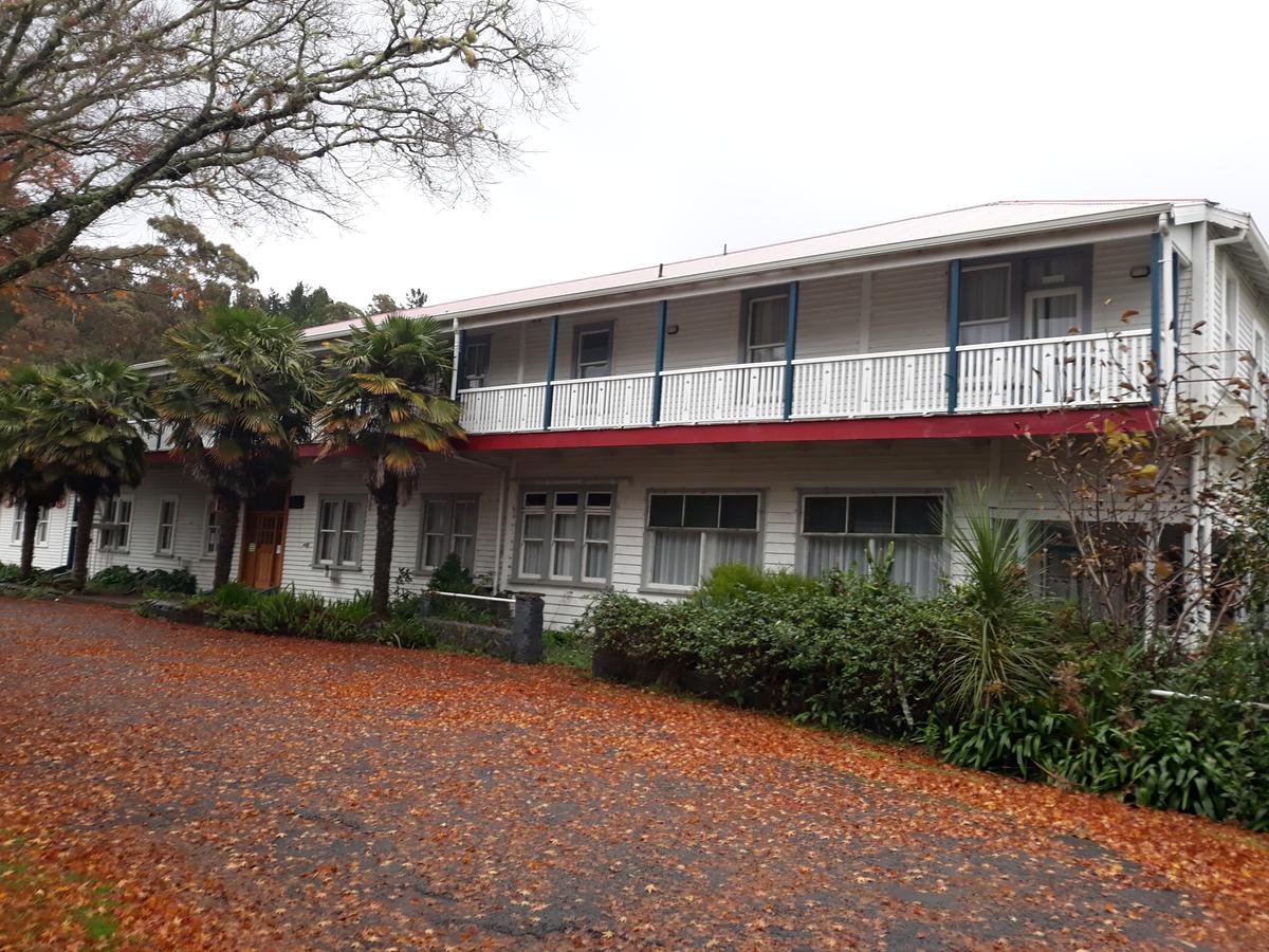 Te Puia Hot Springs Hotel Exterior photo